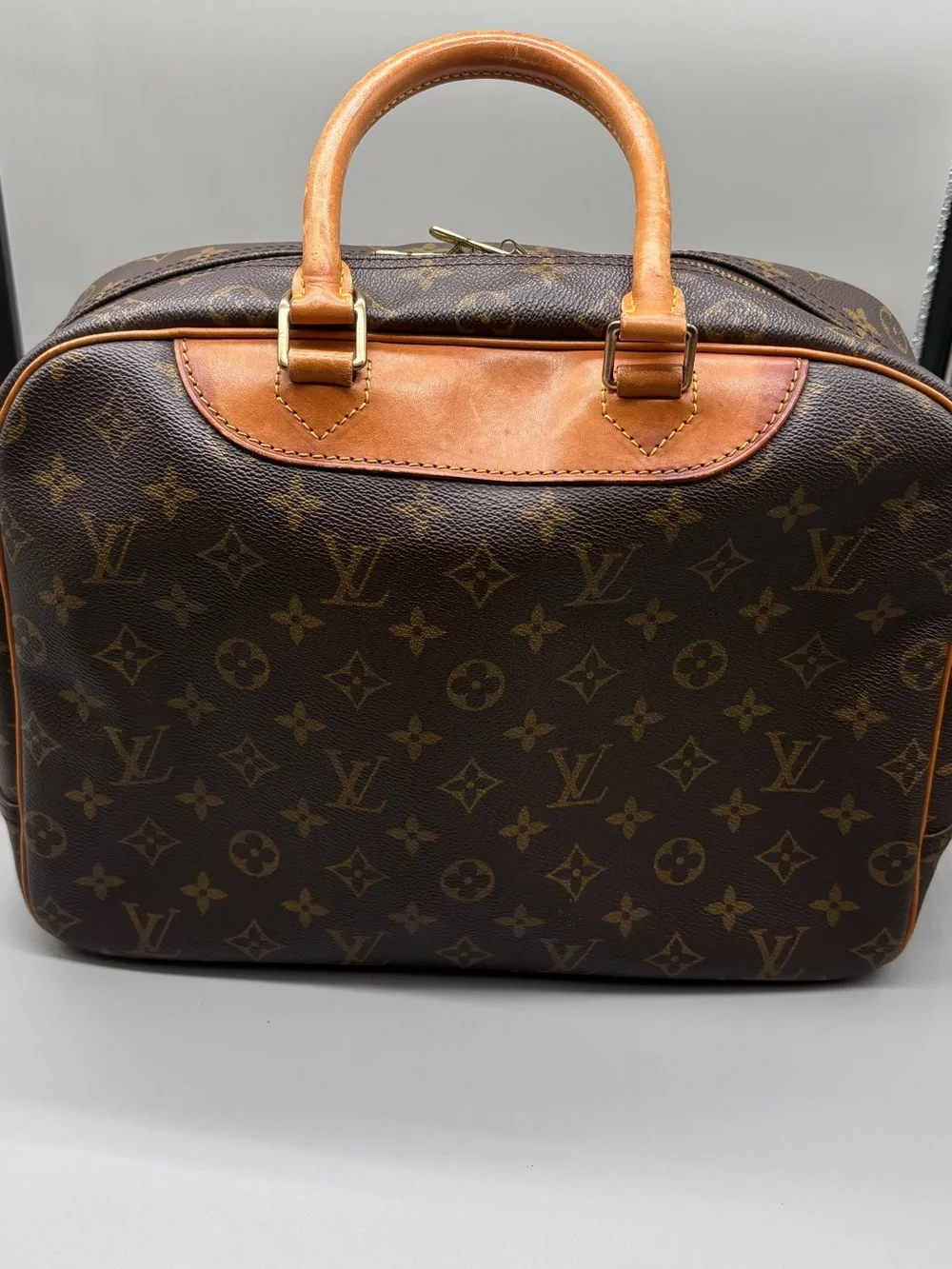 Louis Vuitton Deauville Monogram M47270